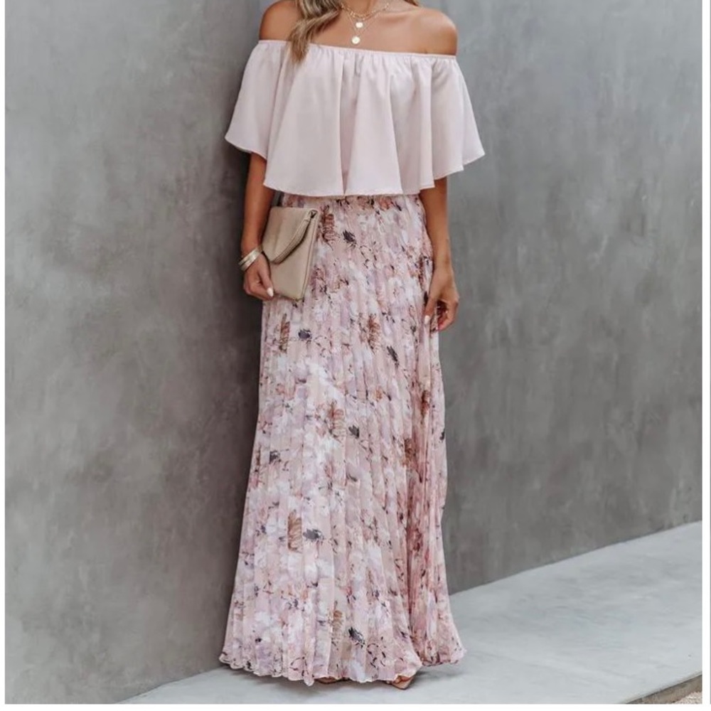 Vici Floral Pleated Skirt